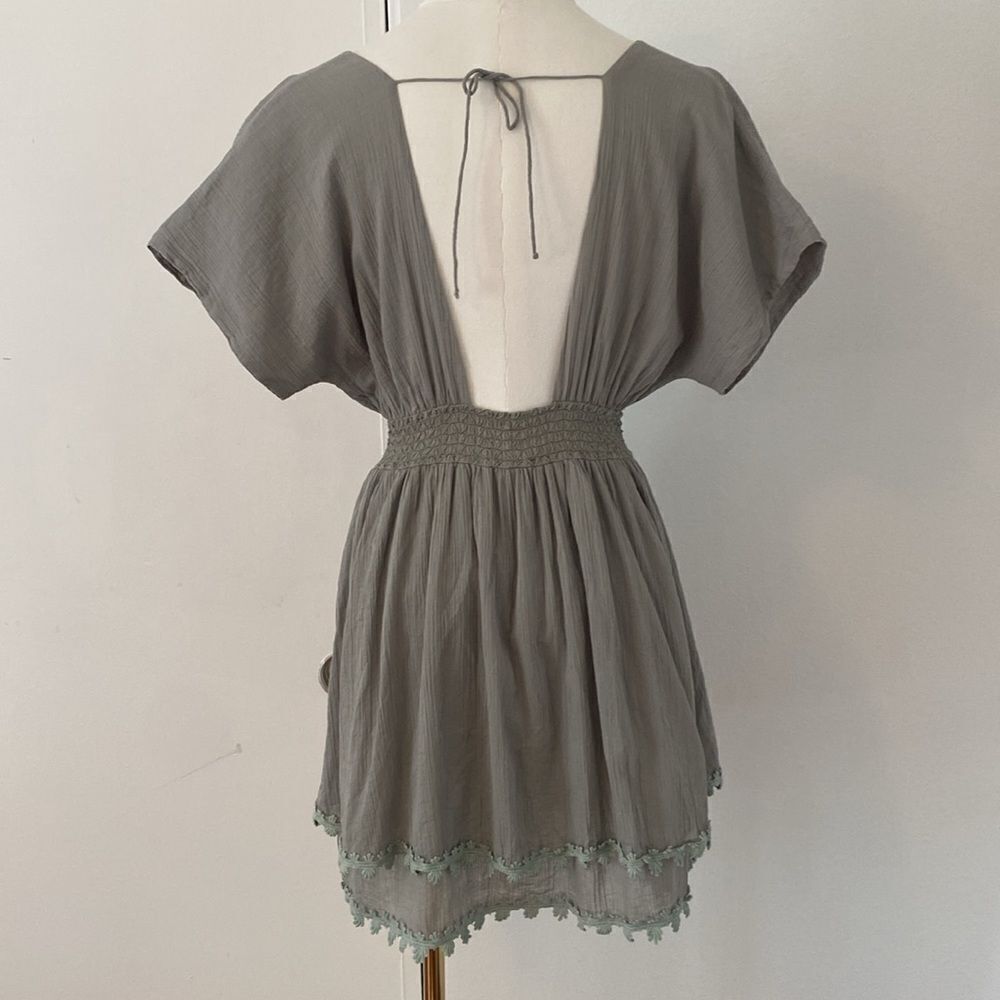 LSPACE Summers Dawn Dress in Sage Size Small - Picture 8 of 12